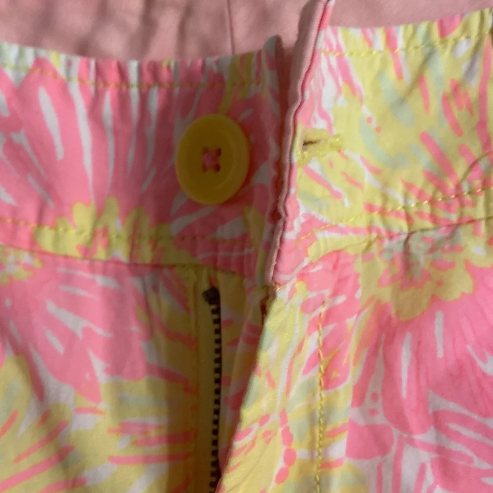 Lilly Pulitzer Buttercup Shorts size 4 excellent condition
